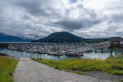 Hafen ...