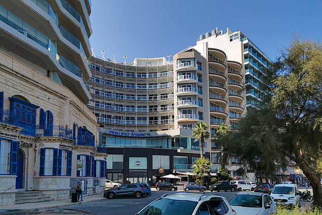 Preluna-Hotel