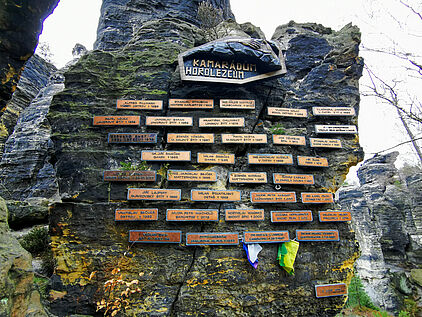 Denkmal für abgestürzte Bergsteiger