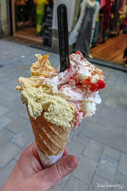 und leckeres Eis